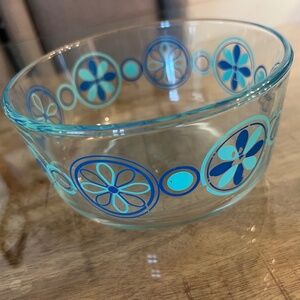 pyrex bowl